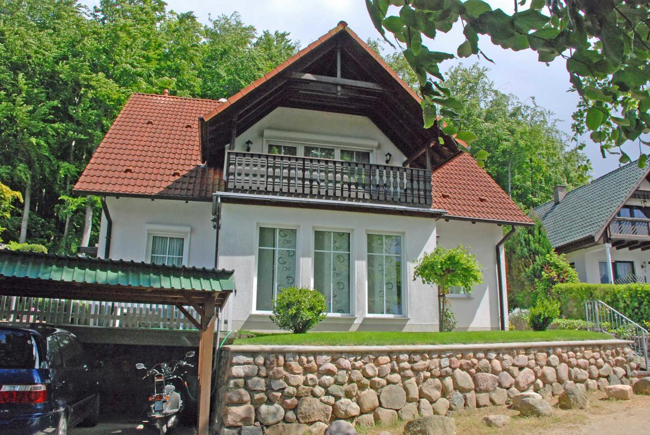 Ferienappartement Lisa Sellin  Екстер'єр фото